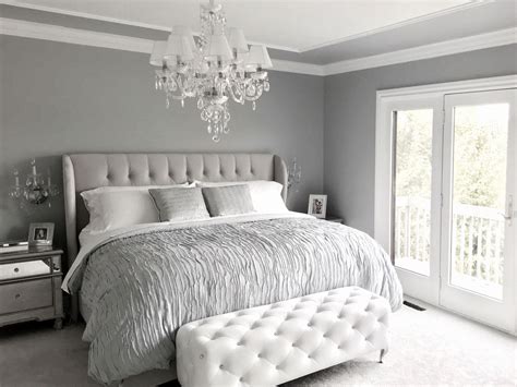 Gray Bedroom Furniture Decor